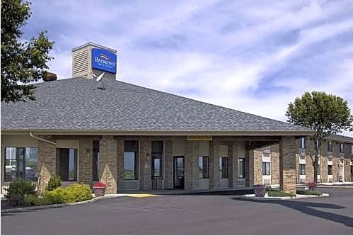Tuscola Hospitality, Inc., dba Baymont Inn & Suites