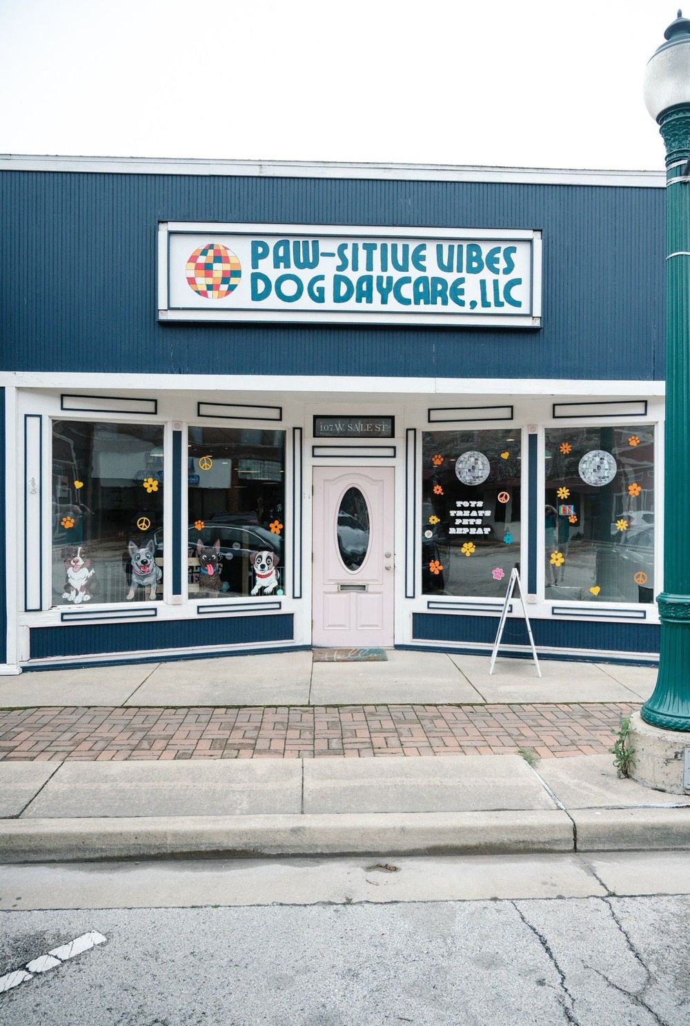 Storefront picture